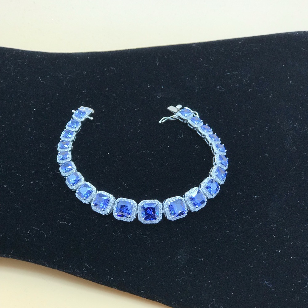 Sterling Silver Tanzanite Bracelet.